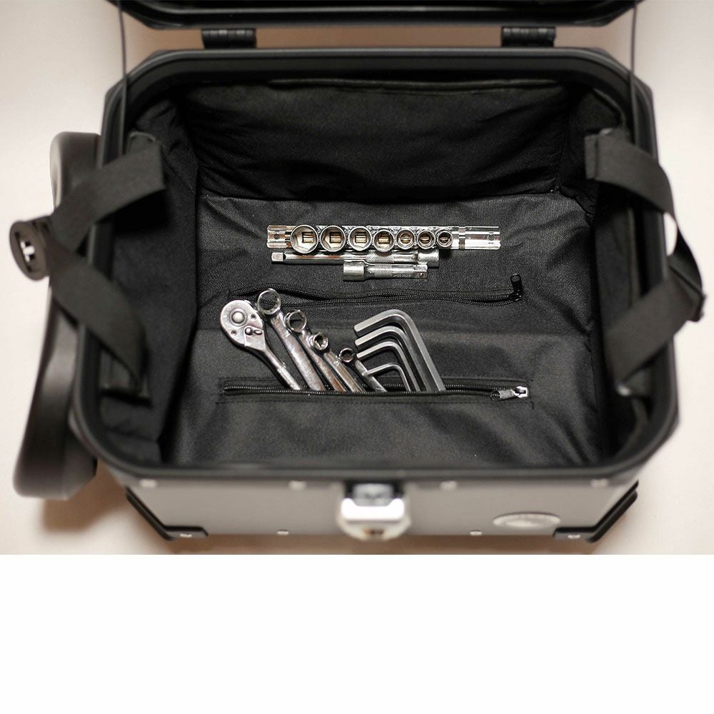 COOCASE(クーケース)Q3/65L ADJバックレスト アルミトップケース COOCASE(クーケース)Q3/65L ADJバックレスト アルミトップケース